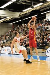 Deutschland gewinnt das Halbfinale im Albert-Schweitzer Turnier gegen Russland mit 80:75. Somit Spielt Deutschland gegen Australien im Finale