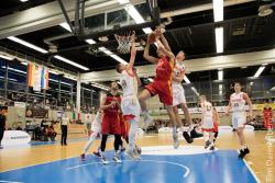 Deutschland gewinnt das Halbfinale im Albert-Schweitzer Turnier gegen Russland mit 80:75. Somit Spielt Deutschland gegen Australien im Finale