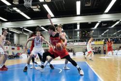 Deutschland gewinnt das Halbfinale im Albert-Schweitzer Turnier gegen Russland mit 80:75. Somit Spielt Deutschland gegen Australien im Finale