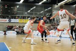 Deutschland gewinnt das Halbfinale im Albert-Schweitzer Turnier gegen Russland mit 80:75. Somit Spielt Deutschland gegen Australien im Finale