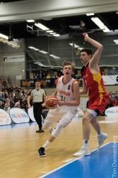 Deutschland gewinnt das Halbfinale im Albert-Schweitzer Turnier gegen Russland mit 80:75. Somit Spielt Deutschland gegen Australien im Finale