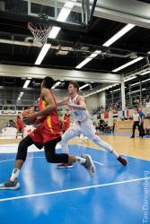 Deutschland gewinnt das Halbfinale im Albert-Schweitzer Turnier gegen Russland mit 80:75. Somit Spielt Deutschland gegen Australien im Finale