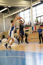 Israel verliert knapp mit 72:80 im Albert-Schweitzer Turnier.